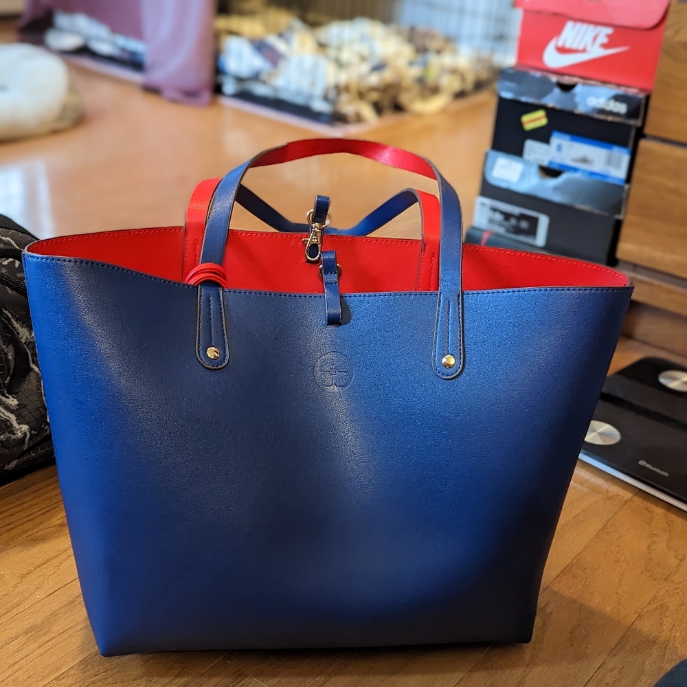 IMAN boho reversible tote with change purse